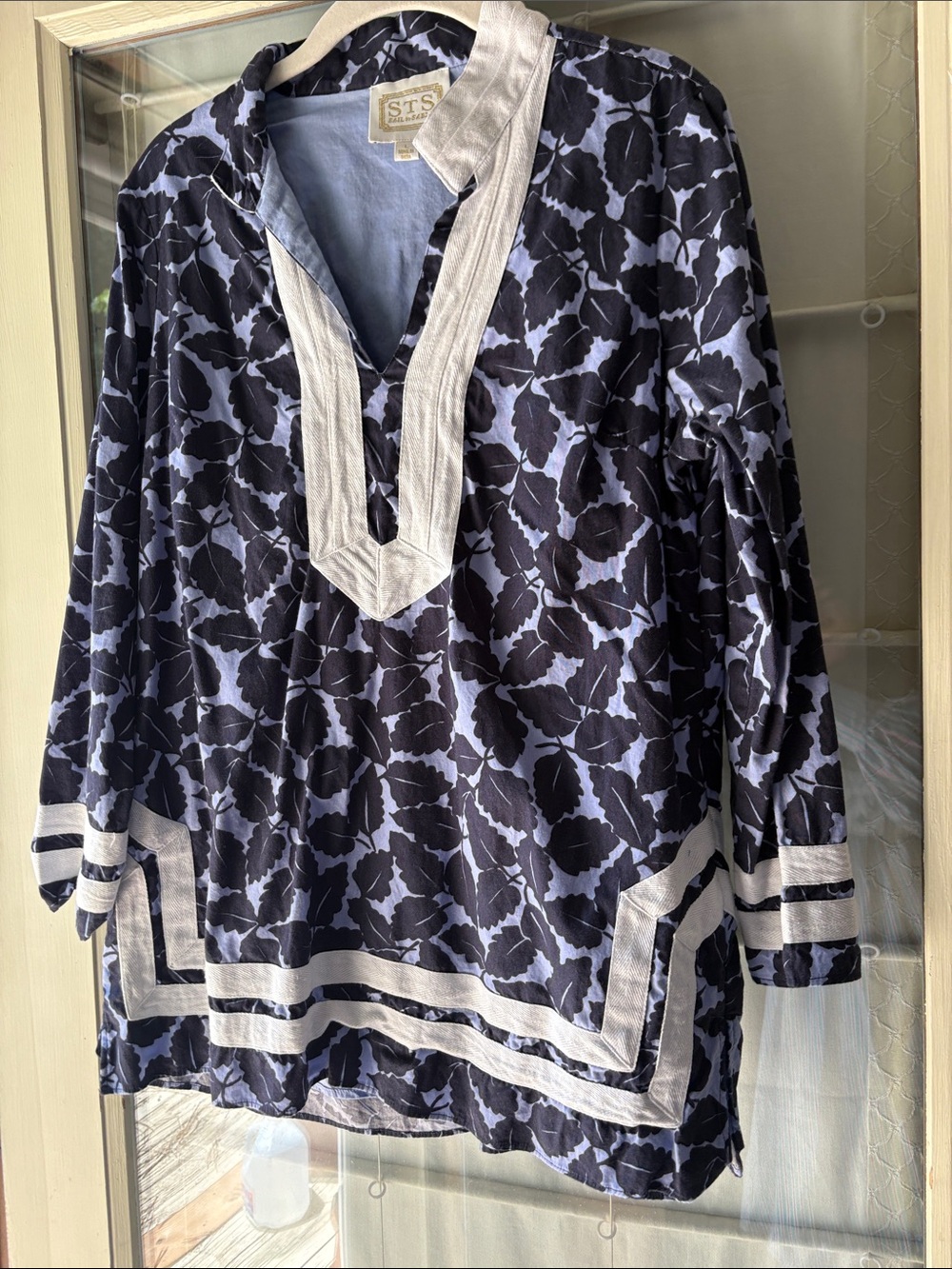 Sail to Sable Tunic